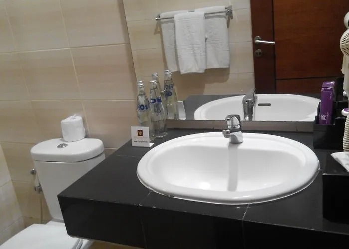 Отель Park 4*
